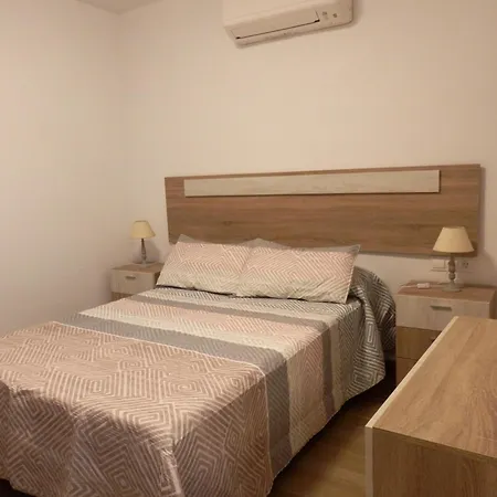Andreu Llambrich 1º Piso Appartement *